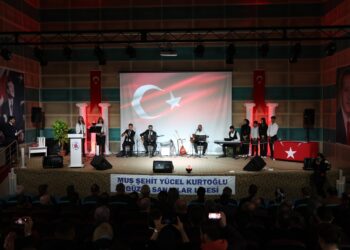 Muş’ta, 24 Kasım Öğretmenler Günü tören ile kutlandı!