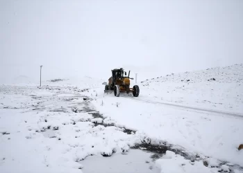Muş’ta, kardan kapanan 41 köy yolu ulaşıma açıldı!