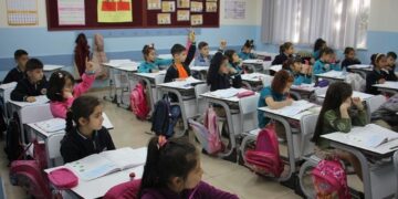 Muş’ta, öğrenciler ilk ara tatilin ardından ders başı yaptı!