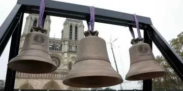 2019’daki yangından sonra Notre Dame’ın çanları ilk kez çaldı