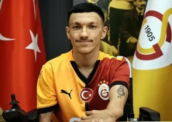 Paralimpik şampiyon yüzücü Umut Ünlü Galatasaray’da!