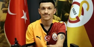 Paralimpik şampiyon yüzücü Umut Ünlü Galatasaray’da!