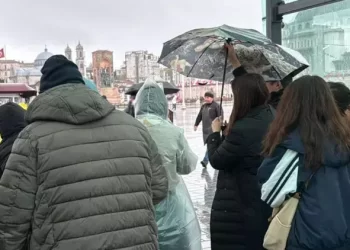 49 kent için peş peşe uyarılar yapılmıştı: İstanbul’da sağanak etkili oldu