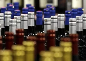 Ünlü içecek markası sahte içki kriziyle sarsıldı