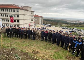Sinop’ta, Milli Ağaçlandırma Günü’nde 11 bin 610 fidan toprakla buluştu!