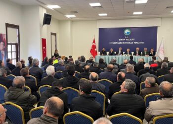 Sinop Valisi Özarslan, Boyabat’ta Muhtarlar Toplantısı düzenledi!