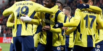 Slavia Prag 1-2 Fenerbahçe