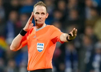 Slavia Prag-Fenerbahçe maçının hakemi belli oldu!