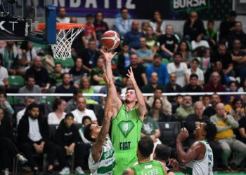 TOFAŞ, evinde Bursaspor'u farklı yendi! TOFAŞ, evinde Bursaspor’u farklı yendi!