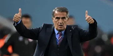 Trabzonspor’da 4 futbolcu için kadro dışı kararı!