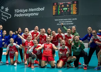 U17 Kız Milli Hentbol Takımı, İtalya’yı rahat geçti!