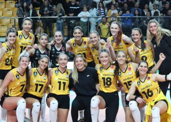 VakıfBank, sahasında THY’yi rahat geçti!