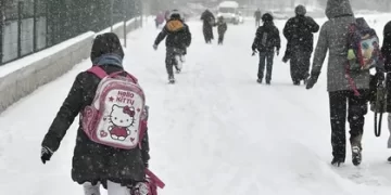 Ardahan’da olumsuz hava koşulları nedeniyle eğitime ara verildi
