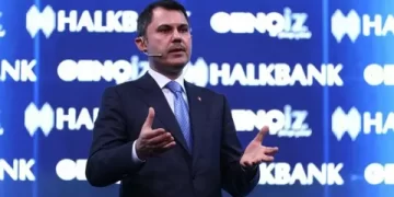 Bakan Kurum: Gelecek nesillerimize plastikle kaplı bir dünya miras bırakmak istemiyoruz