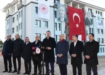 Bakan Kurum: Deprem konutlarının yüzde 93’ünün inşası başladı