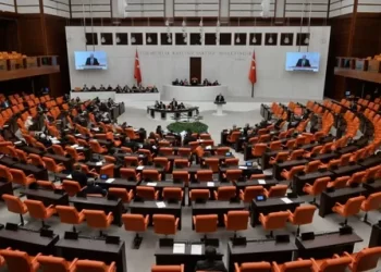 Devlet Memurları Kanunu Teklifi TBMM’de Kabul Edildi!