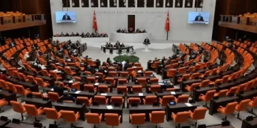 Devlet Memurları Kanunu Teklifi TBMM’de Kabul Edildi!