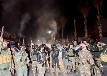 Suriye’de muhalif gruplar Şam’a da girdi! Esad Şam’ı terk etti