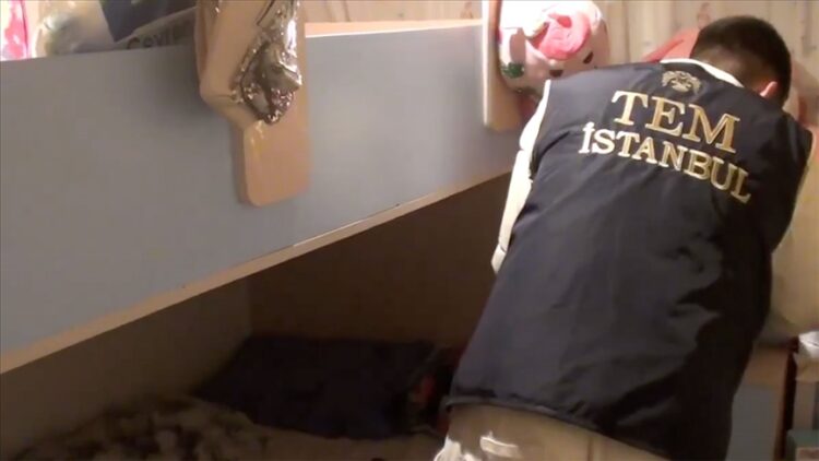 FETÖ’ye Yönelik Düzenlenen Operasyonlarda 41 Şüpheli Yakalandı FETO14 habermeydan