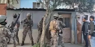 İzmir’de DEAŞ operasyonu!