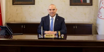 Ağrı Valisi Mustafa Koç kalp krizi geçirdi