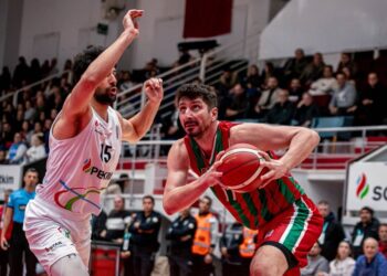 Aliağa Petkimspor, Karşıyaka’yı son topta devirdi!