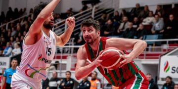 Aliağa Petkimspor, Karşıyaka’yı son topta devirdi!