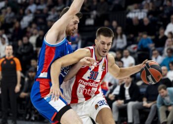 Anadolu Efes 89-67 Kızılyıldız