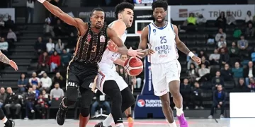 Anadolu Efes, Karşıyaka’yı son dakikada devirdi!