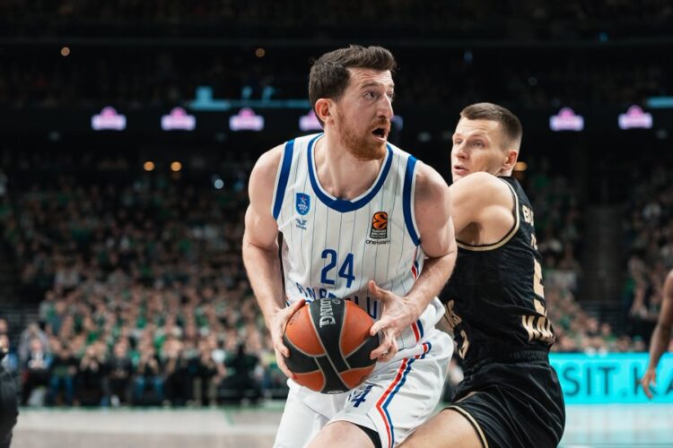 anadolu efes zalgiris kaunas a deplasmanda kaybetti habermeydan