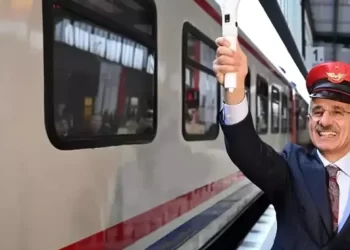 Turizmin lokomotifi hareket ediyor! Bakan Uraloğlu: 60 sefer düzenlenecek