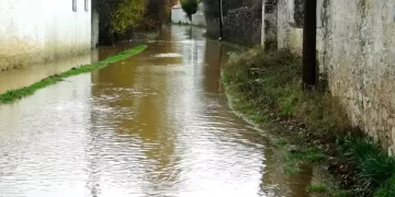 Muğla’da şiddetli sağanak su baskınlarına neden oldu