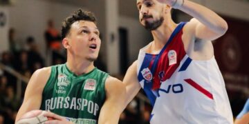 Bursaspor, ONVO Büyükçekmece’yi son çeyrekte geçti!