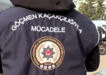 “KALKAN-34” Operasyonlarında 904 düzensiz göçmen yakalandı