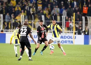 Fenerbahçe, Gaziantep FK’yı 3 golle geçti!