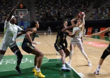 Fenerbahçe Opet, Danilos Pizza deplasmanında kazandı!