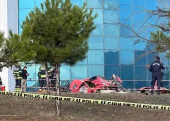 Muğla’da helikopter hastaneye çarptı: 4 personel hayatını kaybetti