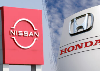 Honda ve Nissan, birleşme için görüşmelere başladı