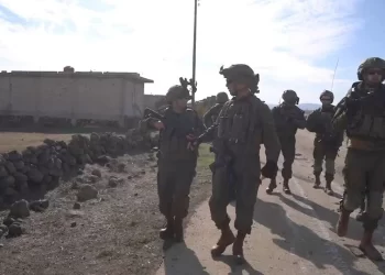 İsrail Suriye’ye girdi: Askerler Şam’ın 25 kilometre güneyine ulaştı