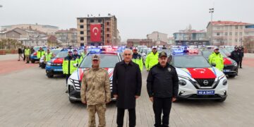 Muş’ta, jandarma ve emniyete tahsis edilen 41 yeni araç için tören düzenlendi!