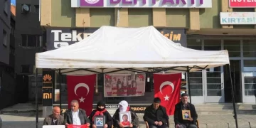 Muşlu annelerin evlat nöbeti kararlılıkla sürüyor!