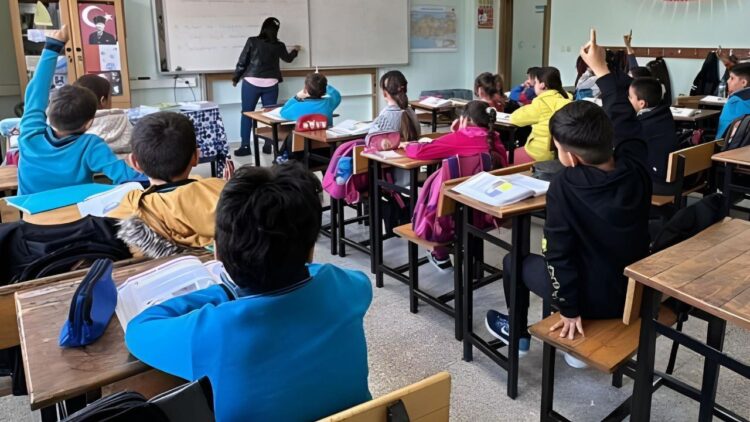 okullarda kiyafet habermeydan