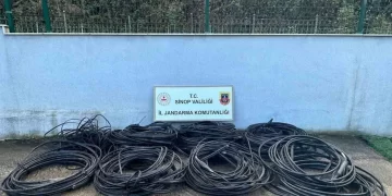 Sinop Erfelek’te, kablo hırsızlığı yapan 3 kişi yakalandı!