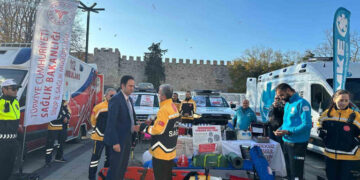 Sinop’ta, vatandaşlara trafikte fermuar sistemi tanıtıldı!