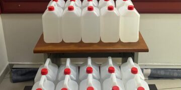 Sinop’ta, yılbaşı öncesi 100 litre etil alkol ele geçirildi!