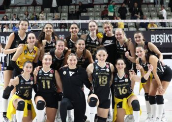 VakıfBank, Beşiktaş’a deplasmanda set vermedi!