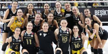 VakıfBank, Beşiktaş’a deplasmanda set vermedi!