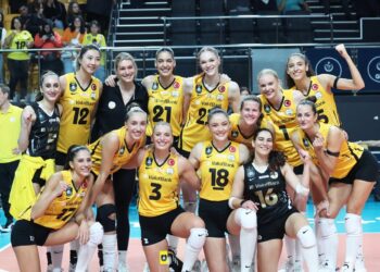 VakıfBank, FC Porto’yu set vermeden geçti!