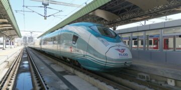 Bakan Uraloğlu: Ülke nüfusunun yüzde 51’ine yüksek hızlı tren hizmeti veriyoruz