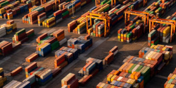 Dış ticaret açığı Aralık ayında yüzde 43,9 arttı